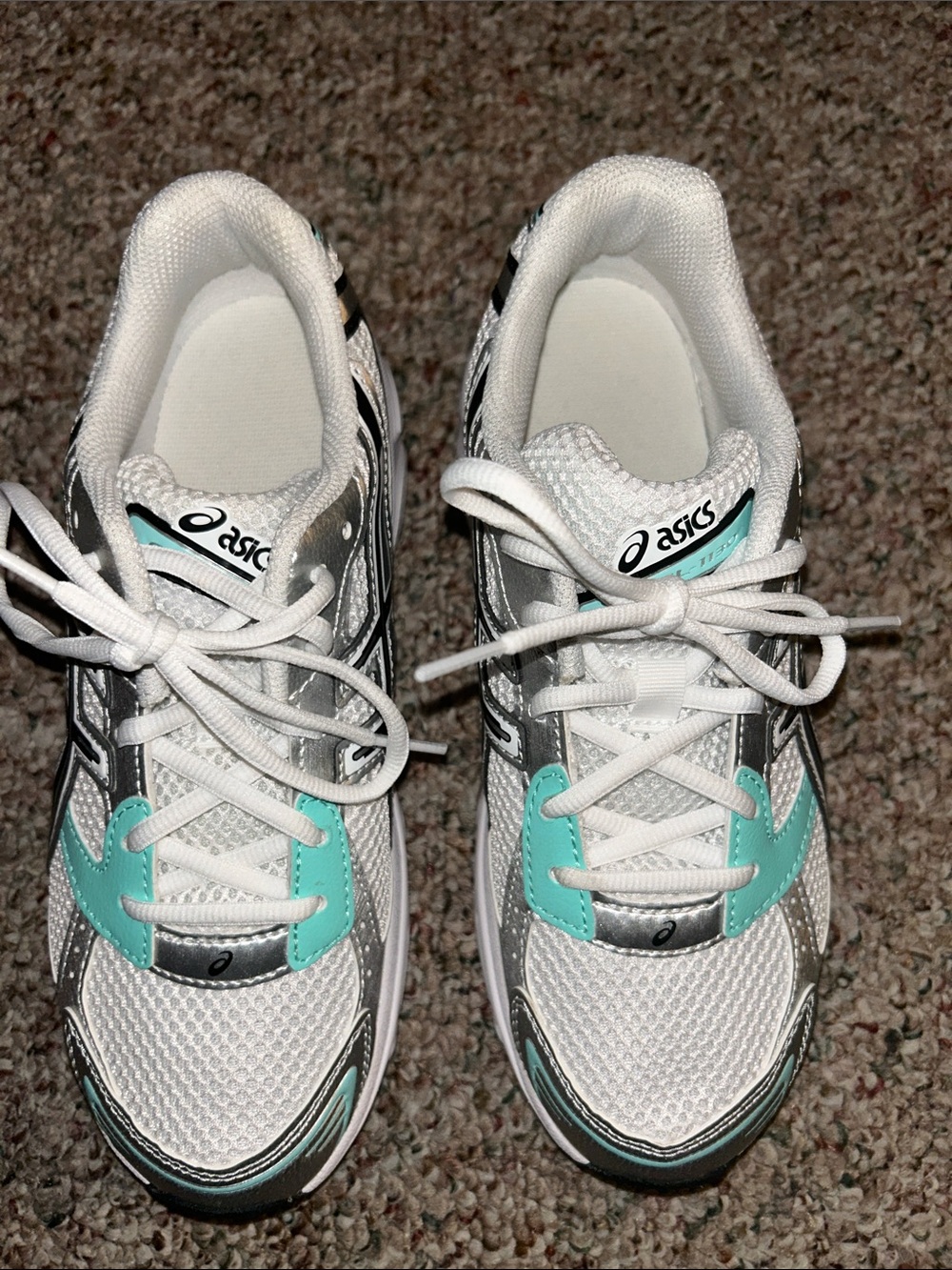 Asics White and Teal Mesh Athletic Sneakers